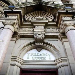 Hotel Pillars House, Edinburgh