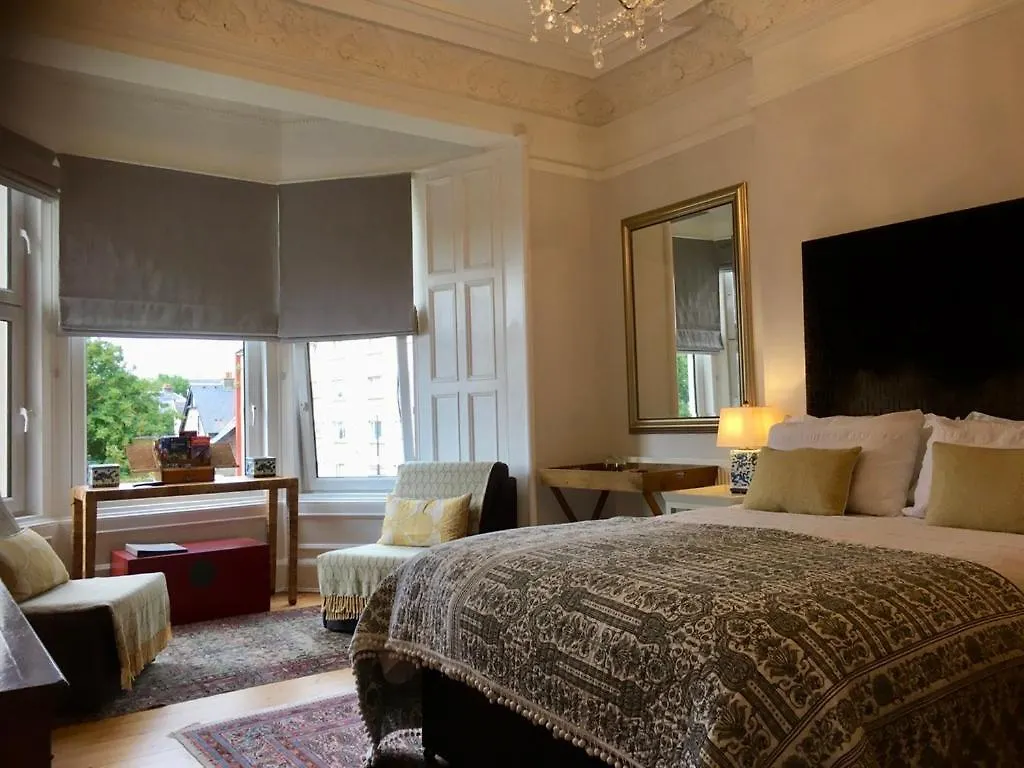 Antler Guest House Edinburgh