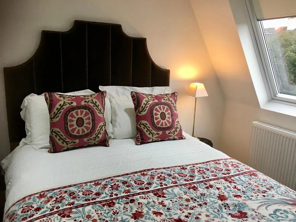 Antler Guest House Edinburgh