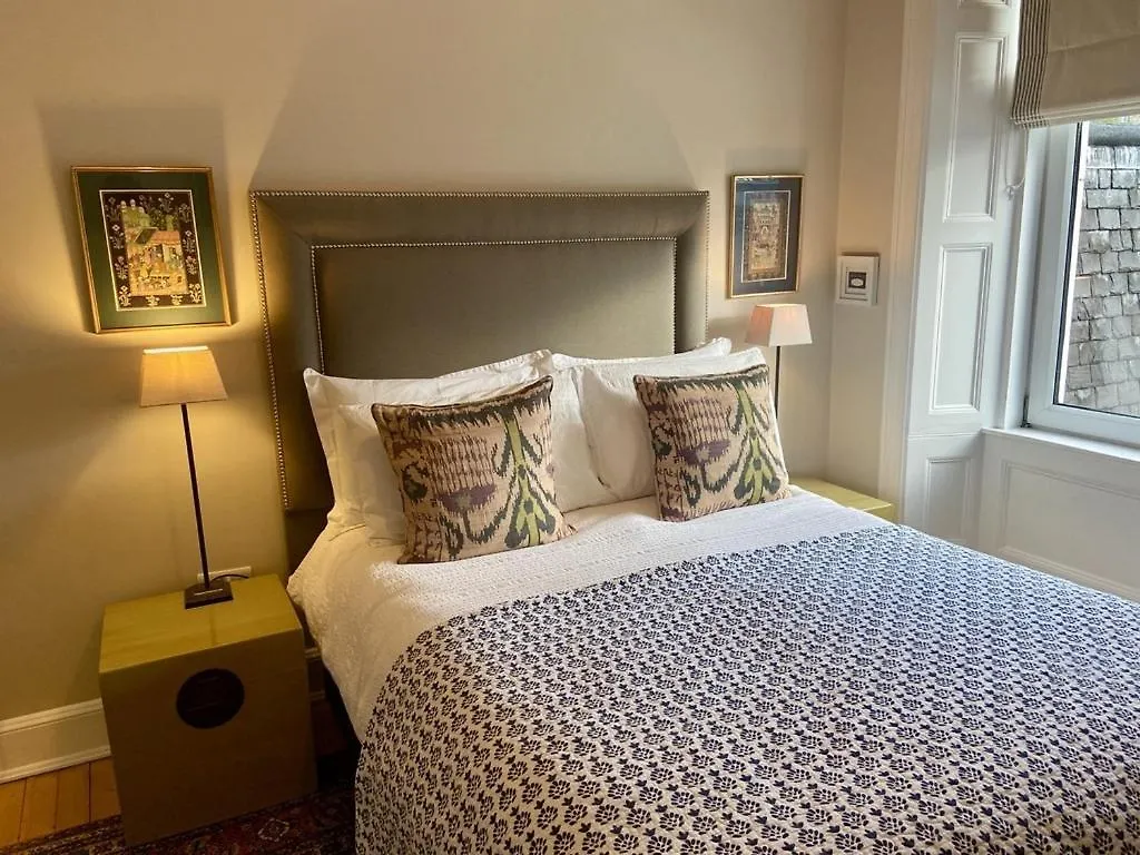 Antler Guest House Edinburgh